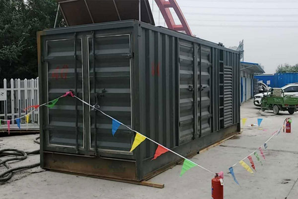 原州发电机租赁空气滤清器多久更换一次?